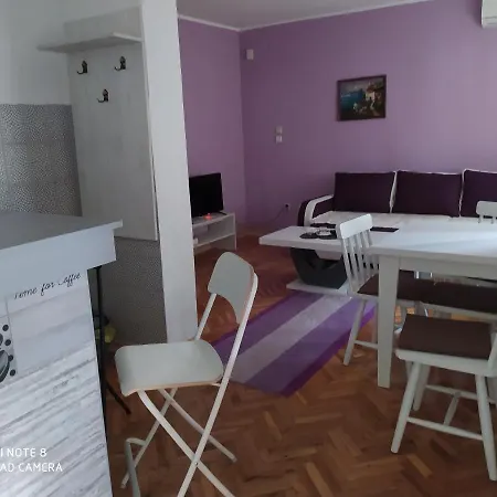 Maric In Appartement